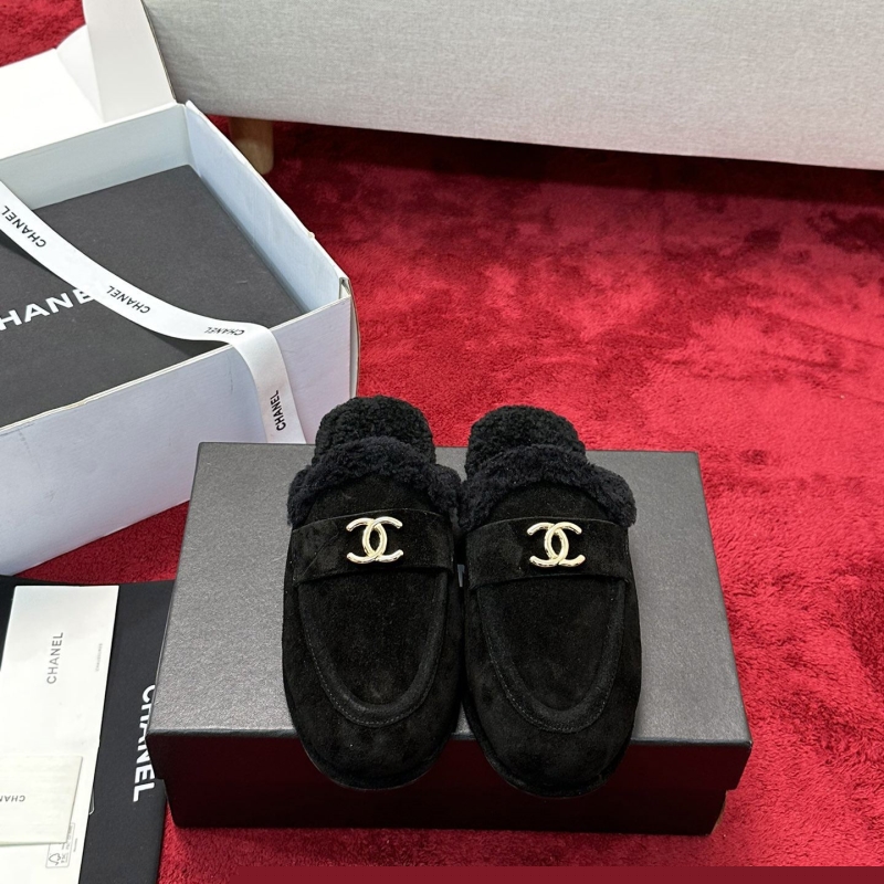 Ch*el slippers